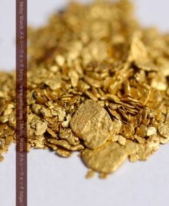 3.0gの小さな砂金・薄片金 ビクトリア州Mitta Mitta産-G0582-6