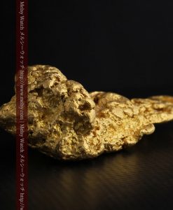 97.3gと超大型の色と形の美しい自然金-g0239-25