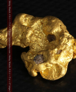 9.89gの自然金らしい丸みと厚みのある自然金-G0243-6