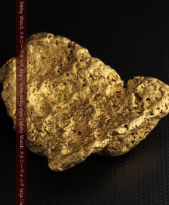 300g超えの博物館級の超大型自然金-g0250-17