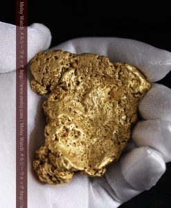 300g超えの博物館級の超大型自然金-g0250-6