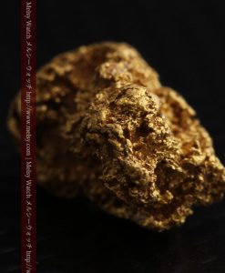 1.91gの座った犬のような形をしている自然金-g0264-10