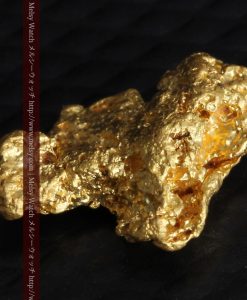 1.36gの色合いや形の綺麗な自然金-g0274-7