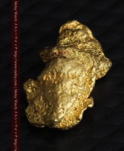 1.14gの縦長で小粒の自然金-g0275-10