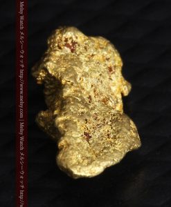 1.14gの縦長で小粒の自然金-g0275-5