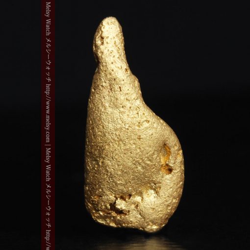 2.45gの瓢箪のような形の愛嬌ある自然金-G0278-1