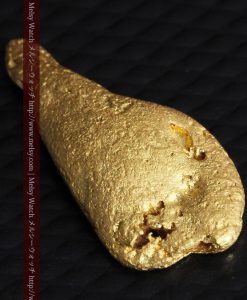 2.45gの瓢箪のような形の愛嬌ある自然金-G0278-10