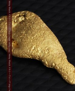 2.45gの瓢箪のような形の愛嬌ある自然金-G0278-8