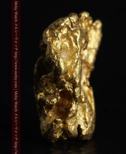 2.83gの綺麗な色合いと厚みのある自然金-g0282-3