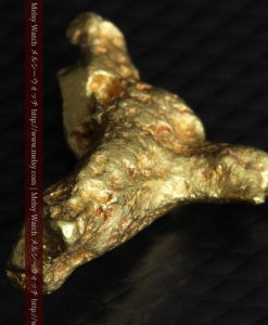 4.39gの三つ又の特殊な形の自然金-g0285-5