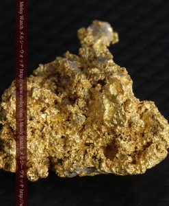 4.82gの小さな石英の粒と繊細な金の繋がりの自然金-g0289-10