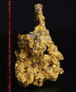 4.82gの小さな石英の粒と繊細な金の繋がりの自然金-g0289-4