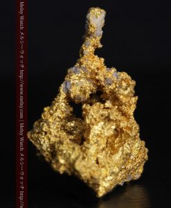 4.82gの小さな石英の粒と繊細な金の繋がりの自然金-g0289-5