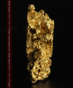 5.48gの神秘的な輝きを見せる繊細な姿の自然金-G0303-4