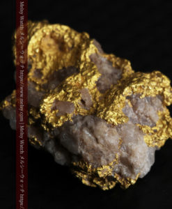 4.12gの小さな石英が混じる雰囲気の良い自然金-G0320-6