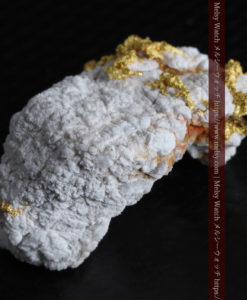 4.28gの細やかな淡雪のような石英と自然金-G0326-10