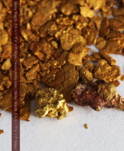 2.57gの小さな砂金・薄片金とやや粒の大きな自然金2点-G0335-7