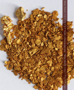 2.59gの小さな砂金・薄片金とやや粒の大きな自然金2点-G0336-3