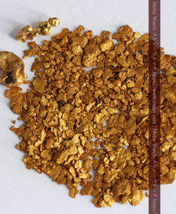 2.68gの小さな砂金・薄片金とやや粒の大きな自然金2点-G0337-1