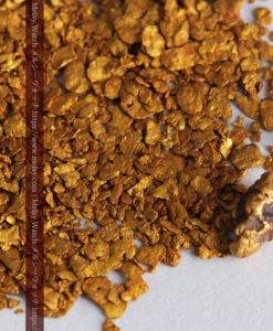 2.93gの小さな砂金・薄片金とやや粒の大きな自然金2点-G0338-7