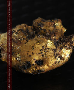 2.48gのぷっくり膨れたカニのような形の自然金-G0344-15