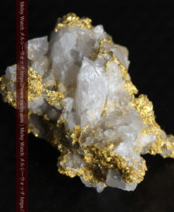 4.22gの非常に綺麗な立体感ある石英と自然金-G0348-8