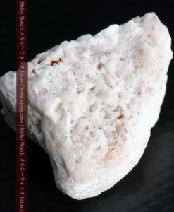 6.55gの厚みのある石英の中を走る自然金-G0355-9