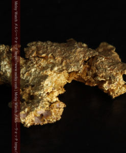 2.0gの層のように見える凹凸ある自然金-G0367-12