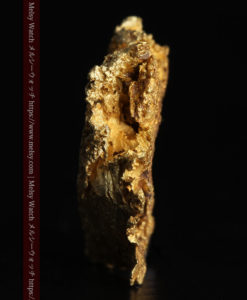 2.0gの層のように見える凹凸ある自然金-G0367-4