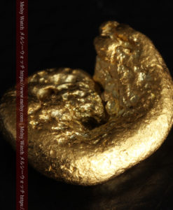 2.95gの太古の勾玉のような形をした自然金-G0369-9