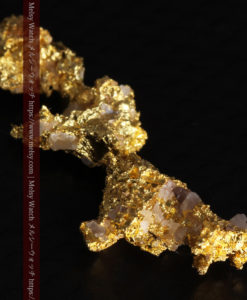 1.89gの３つが連なった形をしている非常に珍しい自然金-G0370-11