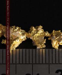 1.89gの３つが連なった形をしている非常に珍しい自然金-G0370-13