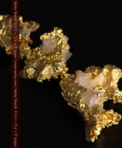 1.89gの３つが連なった形をしている非常に珍しい自然金-G0370-5