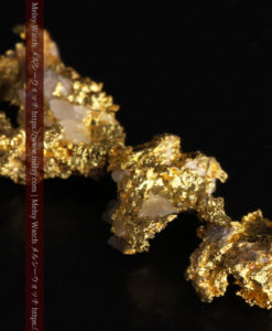 1.89gの３つが連なった形をしている非常に珍しい自然金-G0370-7