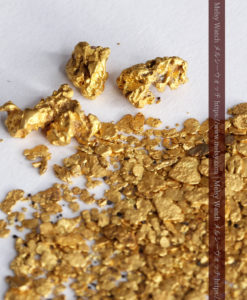 3.37gの小さな砂金・薄片金とやや粒の大きな自然金3点-G0374-7