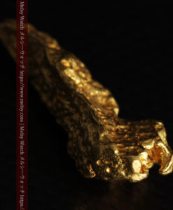 6.89gの鏃・槍の穂先のような形をした自然金-G0377-12