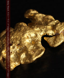 4.83gのキャラクターのような愛嬌ある形をした自然金-G0378-7