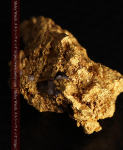 4.79gの蝋燭に灯る焔のような形の自然金-G0379-11