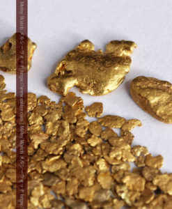 3.26gの小さな薄片金とやや粒の大きな自然金3点-G0388-6