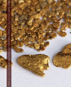 3.09gの小さな薄片金とやや粒の大きな自然金3点-G0389-6