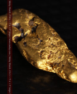 1.85gの小さいながら立体感ある自然金-G0392-6