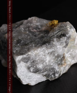 72gの大きな石英の中を通る自然金-G0403-13