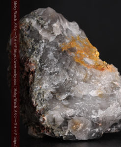 111gの形の良い非常に大きな石英と楽しむ自然金-G0404-7