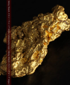 2.47gの程よいサイズと自然な凹凸の綺麗な自然金-G0405-11