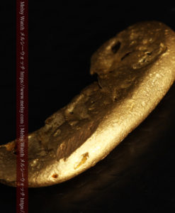 2.80gの太古の勾玉のような形をした自然金-G0406-7