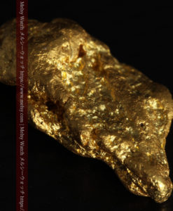 3.42gの綺麗な色合いの程よい大きさの自然金-G0410-7