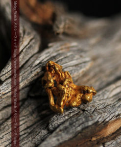 1.40gの凹凸と立体的な空間の綺麗な自然金-G0417-13