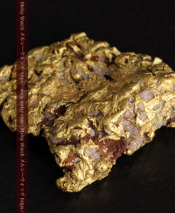 12.32gの色や模様など多くの特徴ある表面の自然金-G0421-12