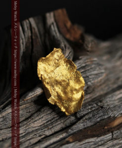 0.97gのクラッチバッグのような形をした薄片金・自然金-G0424-2