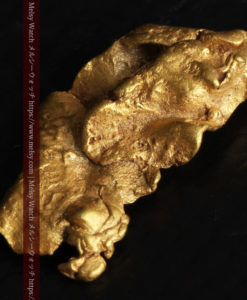 0.9gの個性的でいびつな形をした薄片金・自然金-G0427-7